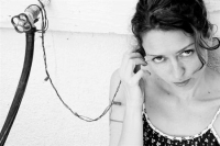 Simone White